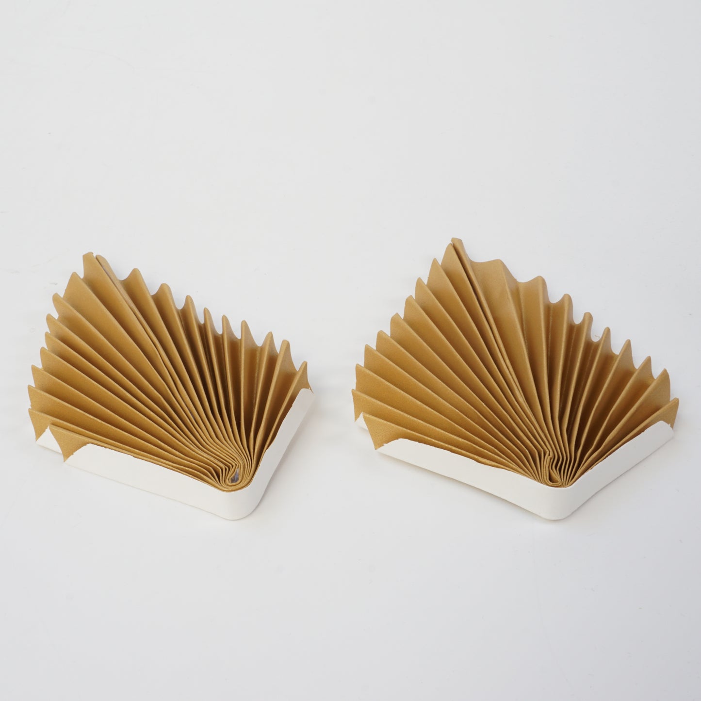 Fächer Gold aus Papier