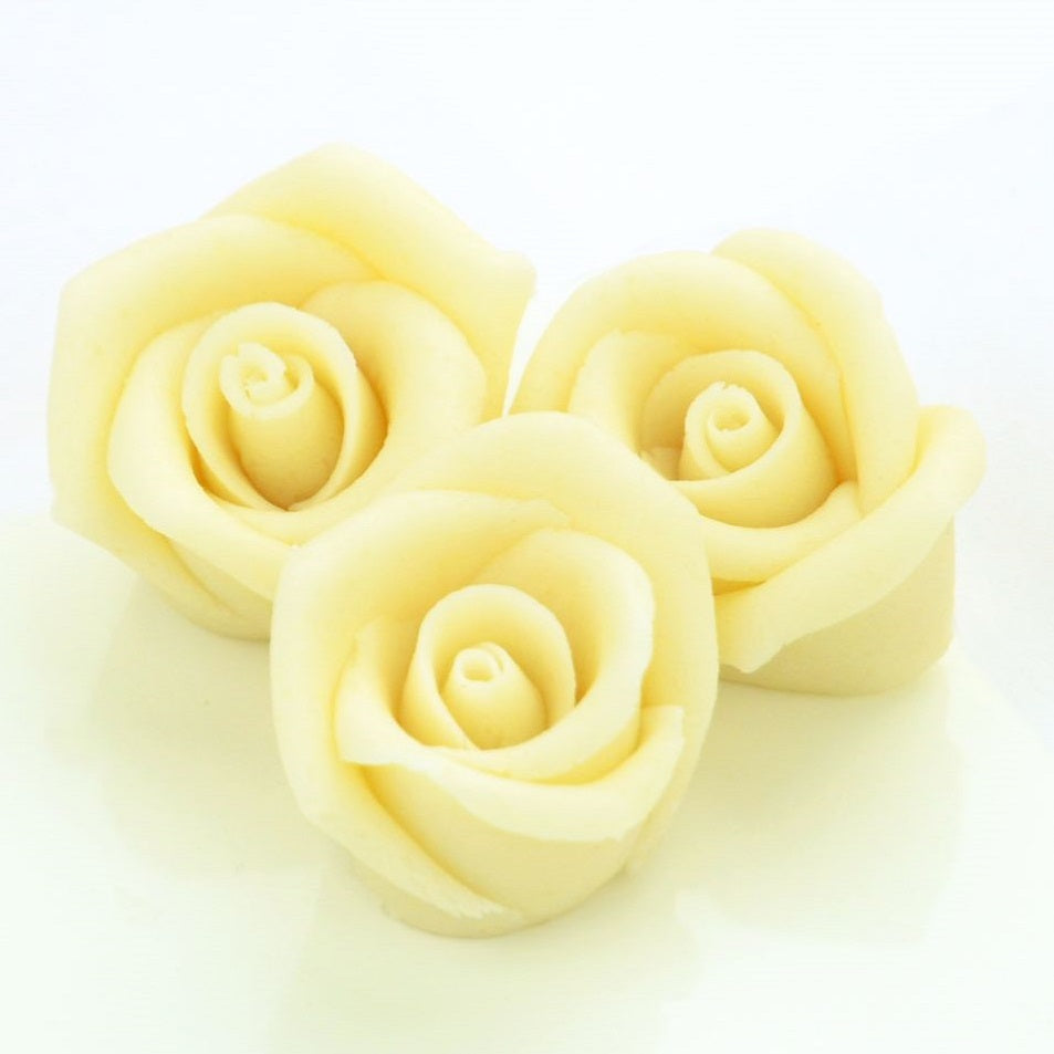 Marzipan-Rosen mittel weiß 36 Stück